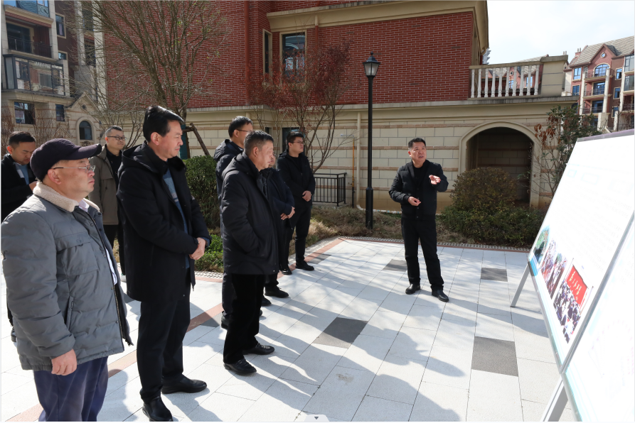 清镇市人大常委会党组开展主题教育典型案例解剖式调研和理论学习中心组集中研讨会