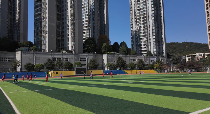 观山湖区世纪城小学两名学子入选U15/U16国家队 体教融合再结硕果