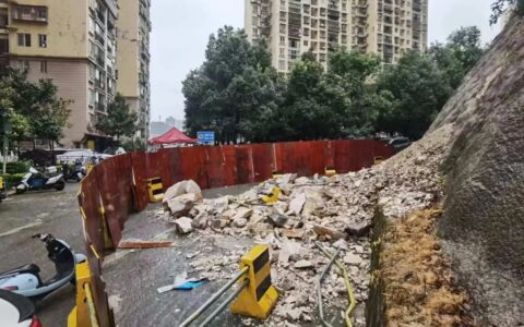 云岩区：居民安全无小事 迅速处置消隐患【问政有声·云融闪帮】