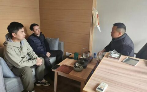 云岩区威清门街道：“三专两提供”全力助推异地企业回迁