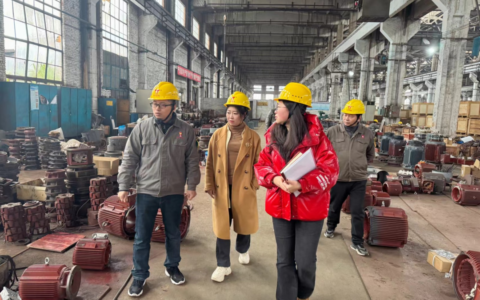 节日我在岗|护航安全生产！云岩区工信局重点岗位加岗增容