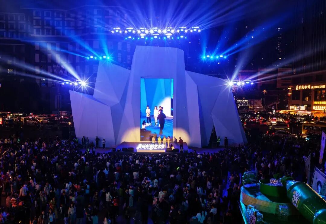 南明“五一”假期人气、商气两旺