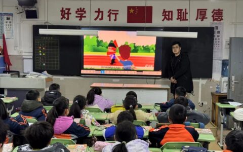 南明区法治进校园，为寒假安全保驾护航