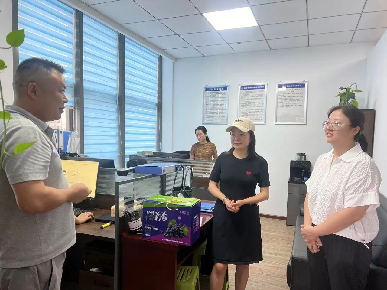 南明区：在法治花果建设中彰显司法力量