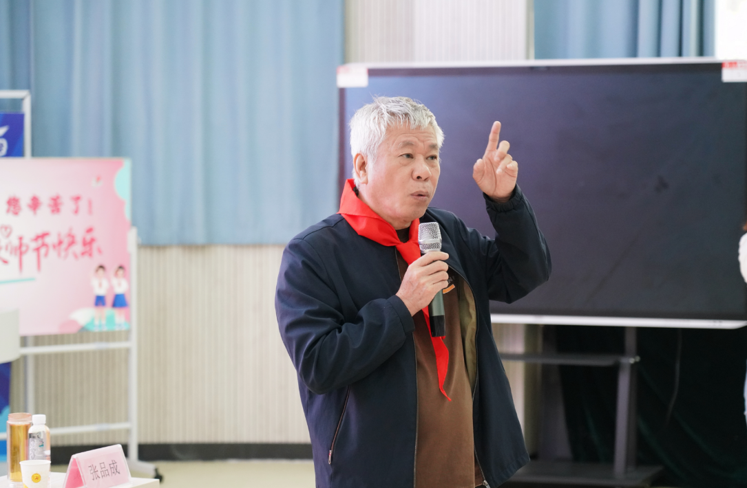 红色经典进校园，书香润泽少年心——“助力学校书香校园建设”名家公益讲座南明站在南明实验四小收官