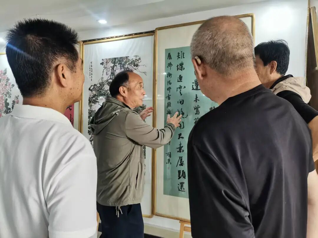翰墨飘香满南明 贵阳市书画巡展在区文化馆开展