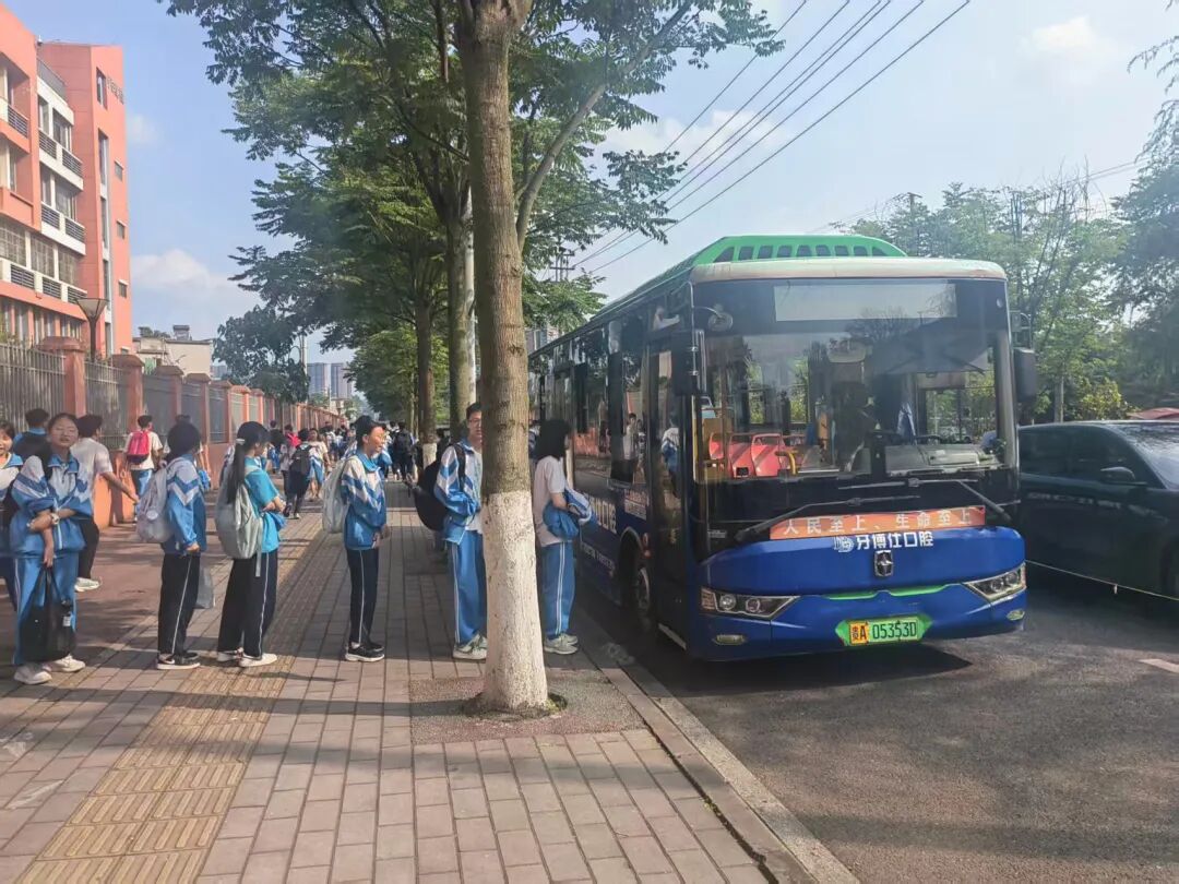 多部门联动护航求学路！清镇市筑牢乡村学生出行安全防线