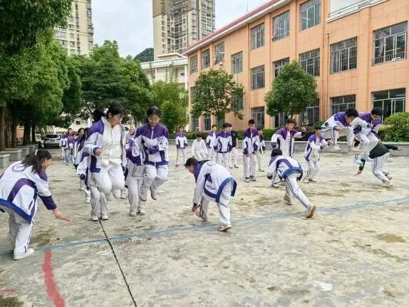 释压赋能，从容圆梦 | 花溪区各校开展中高考前减压护航活动