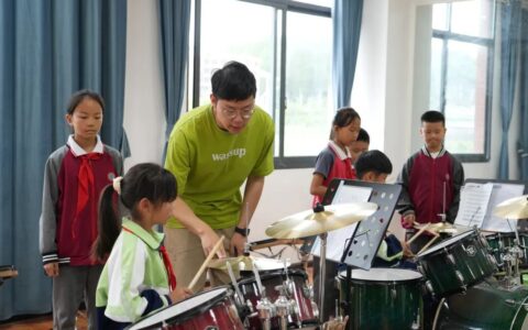 清镇市红枫七小：深耕“七彩”课程  绽放童年光彩