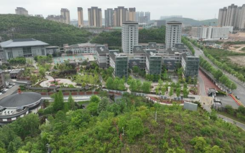 以绿润校 节能兴教——清镇市第一中学获评国家级节约型公共机构示范单位