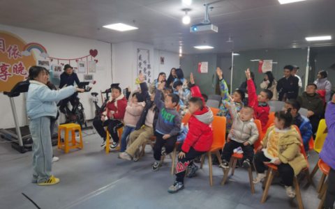 阳光街道举办“智慧未来 AI启航”公益科普体验活动