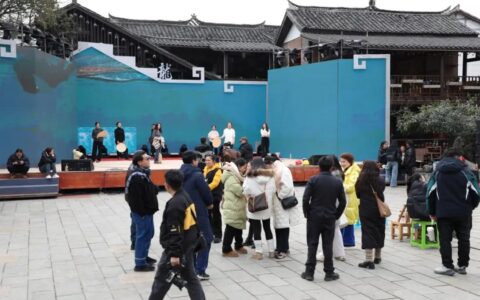 新春走基层 | 期待！花溪青岩龙井村“村晚”即将上演