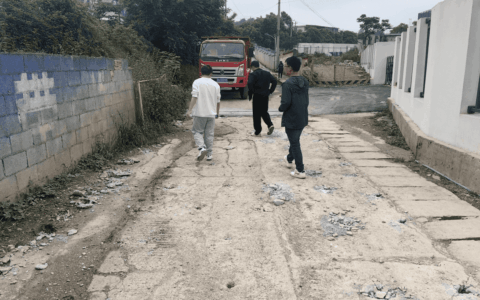我为群众办实事｜1.5 公里， 通的是车轮 安的是民心