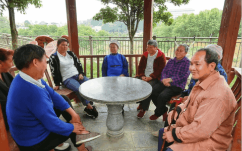 喜迎区委全会 | 花溪区：推动兴业强县富民一体发展 让百姓生活像花一样美