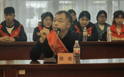 汇聚榜样力量 弘扬文明新风丨见义勇为道德模范 郑宏