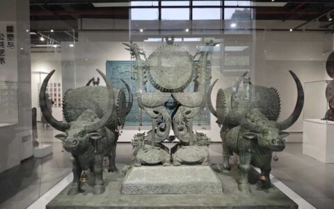 ​ 旅游胜地花溪又添新文化地标“刘雍美术馆”正式开馆