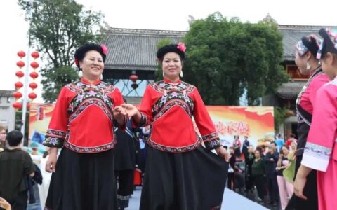 旅游｜非遗文化成为流量“密码”！端午假期，青岩古镇景区接待游客7.5万人次