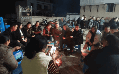 黔陶乡开展农村“治垃圾” 宣传活动