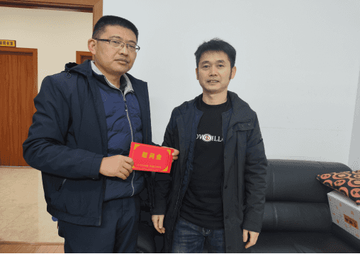 节前慰问传真情  凝心聚力促振兴