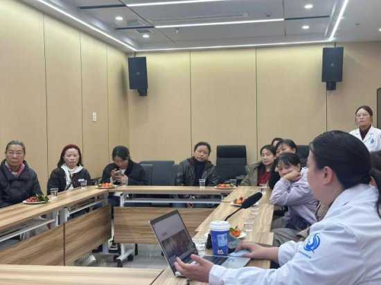 乌当区卫健系统开展学雷锋志愿服务系列活动