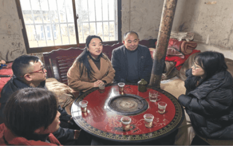 乌当：节前联系问冷暖  常态服务暖兵心