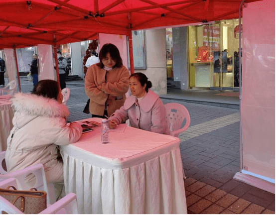 乌当区开展2025年高校毕业生就业服务周专场招聘活动