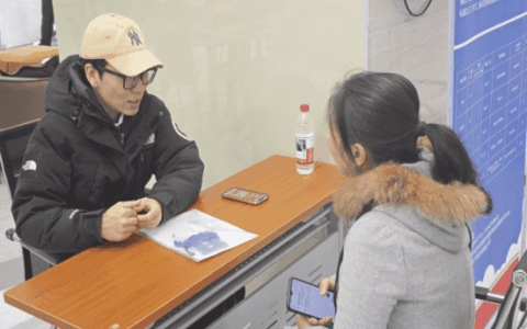乌当区成功举办2025年全国城市联合招聘高校毕业生秋季专场招聘会