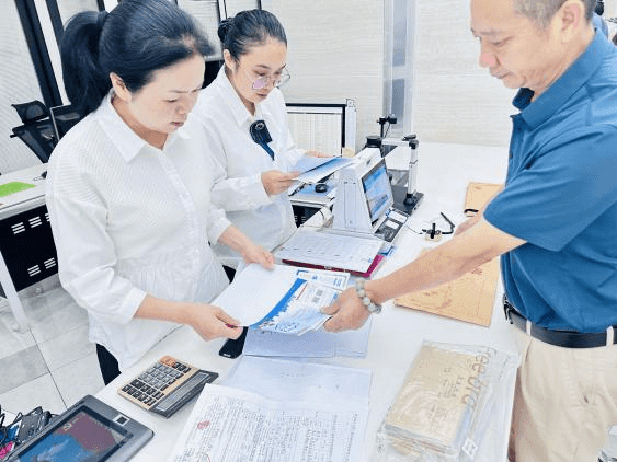 乌当区多形式开展“6·14信用记录关爱日”  宣传活动