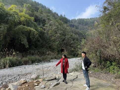 乌当区审计局到百宜镇、下坝镇开展巡河巡林工作