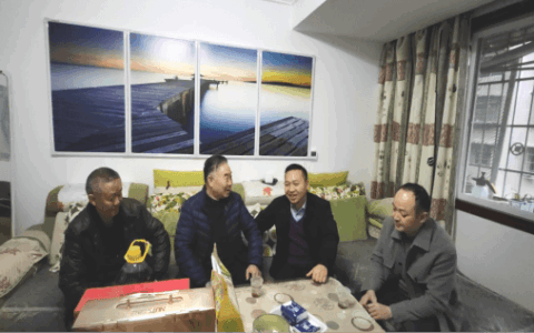 贵阳市退役军人事务局到我区开展 困难退役军人援助关爱活动