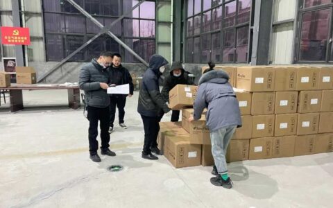 白云区向重点人群发放9000余份“抗疫健康包”