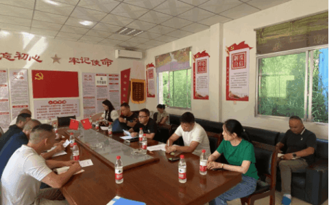 乌当区开展非煤矿山8月“双全日”专项检查暨《硬措施》《三年行动方案》宣贯活动