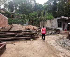 乌当区住房和城乡建设局 “走心”整治“空心房”,为群众解决“烦心事”