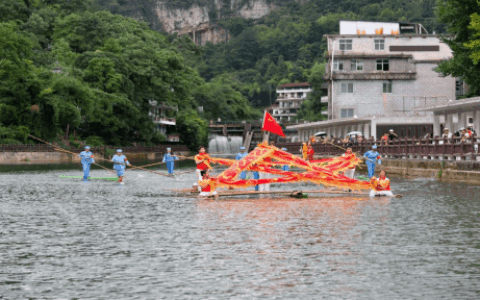 以中华优秀传统文化为媒  促进各民族交往交流交融