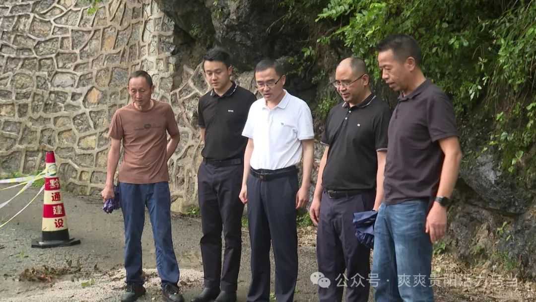 艾疆调研指导水毁公路抢险保通工作