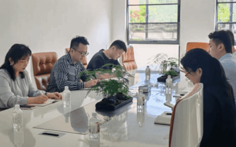 市商务局外资处走访 调研贵州刺梨生物集团