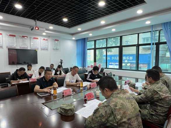 军地合力  共谋发展 ——乌当区委常委、区人武部部长谭全权赴区退役军人事务局调研工作