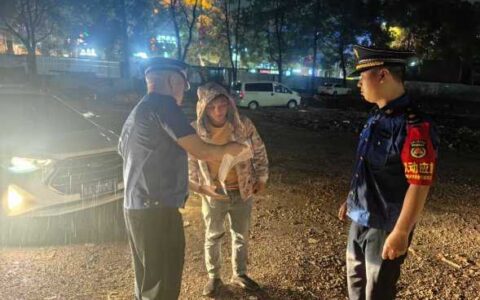 加强油烟噪音整治  提升群众居住环境