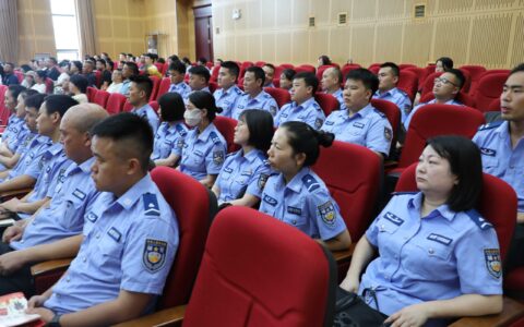 以案为鉴 警钟长鸣—— 区人力资源社会保障局联合区人民法院组织编外聘用人员开展庭审旁听法治教育活动