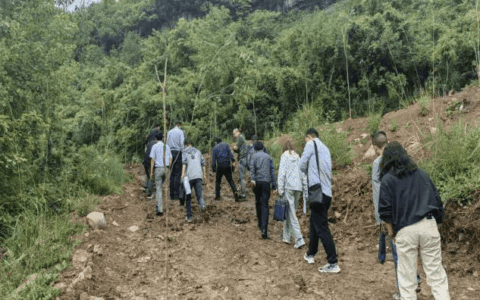 国家林草局驻贵阳专员办前往观山湖区调研指导国家湿地公园整改工作