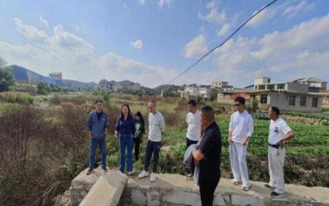 市生态环境局观山湖分局现场督促指导推进水污染隐患问题整改