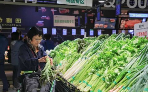 复制“胖东来” 观山湖区又一家超市“爆改”