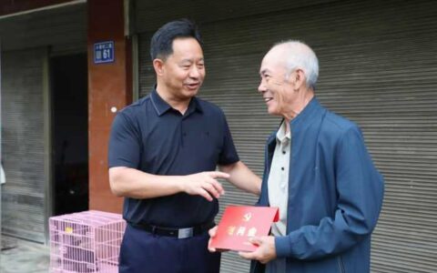 刘光祥走访慰问宾阳街道困难党员
