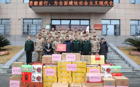 刘光祥慰问驻区部队及入企走访