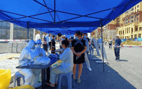 清镇市民宗局志愿服务让疫情防控有力度更有温度