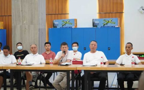 清镇市组织召开“八一”退役军人座谈会