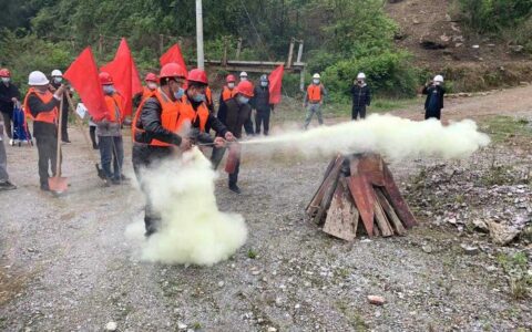 清镇市水库管理相关单位部门联合开展防洪  度汛（消防）应急演练