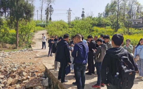 清镇市农村宅基地实现“一站式”审批