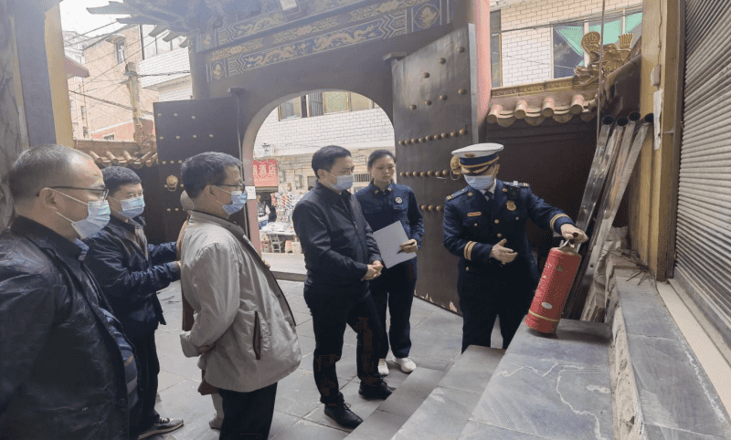 市民宗局联合消防大队开展安全生产全覆盖大检查