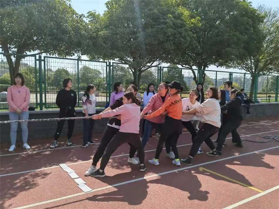 微信图片_20220309143843.jpg 【致敬了不起的她】铿锵玫瑰竞展芳华